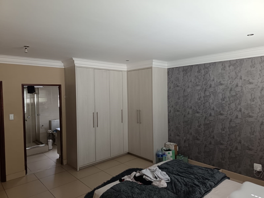 3 Bedroom Property for Sale in Heuwelsig Free State